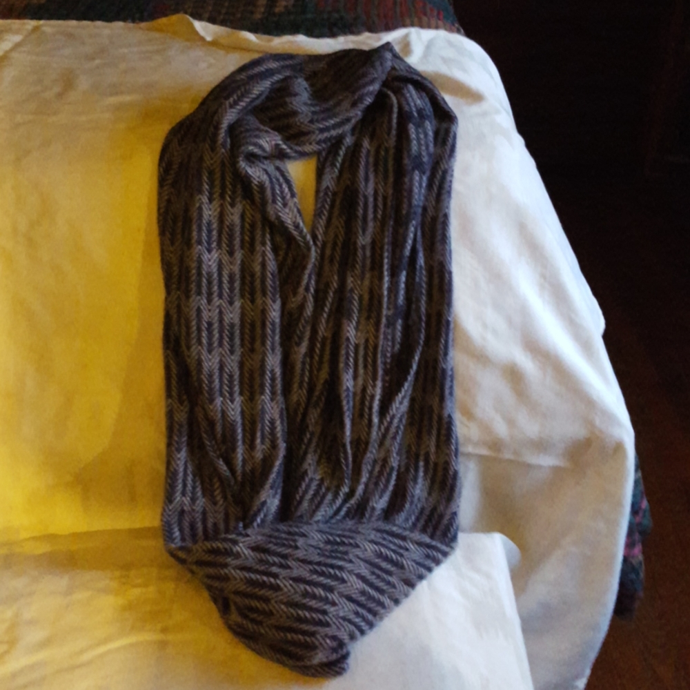 Infinity scarf